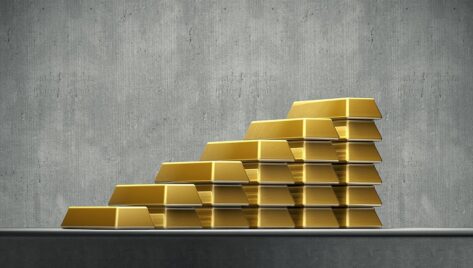 Harga Emas Bisa Kembali ke Harga<br>$2,000/Toz, Dimana Sebagian Besar<br>Komoditas Berbalik di Semester Kedua<br>2022, Menurut Bloomberg Intelligence